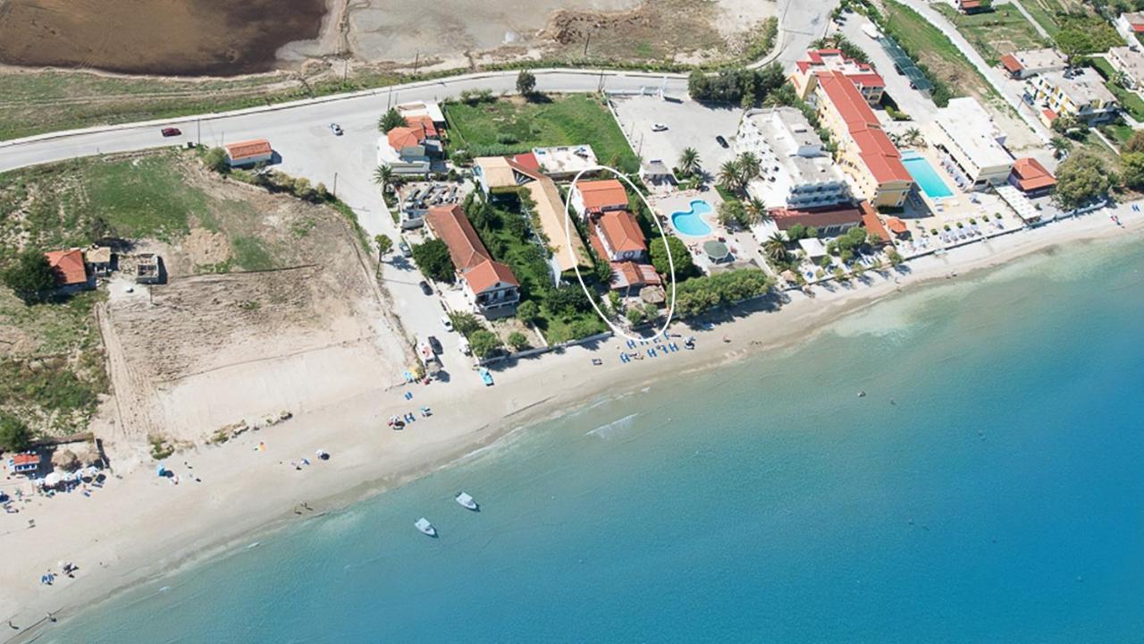 Golden Dolphin Studios & Apartments Alykes  Esterno foto
